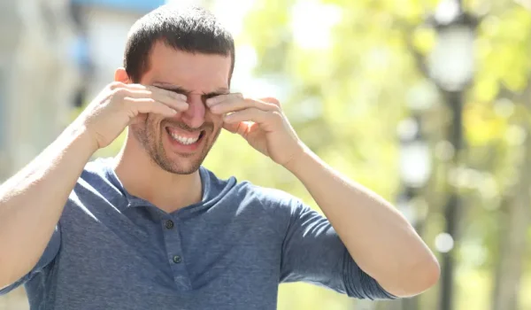 Managing Allergies and Their Impact on Eye Health
